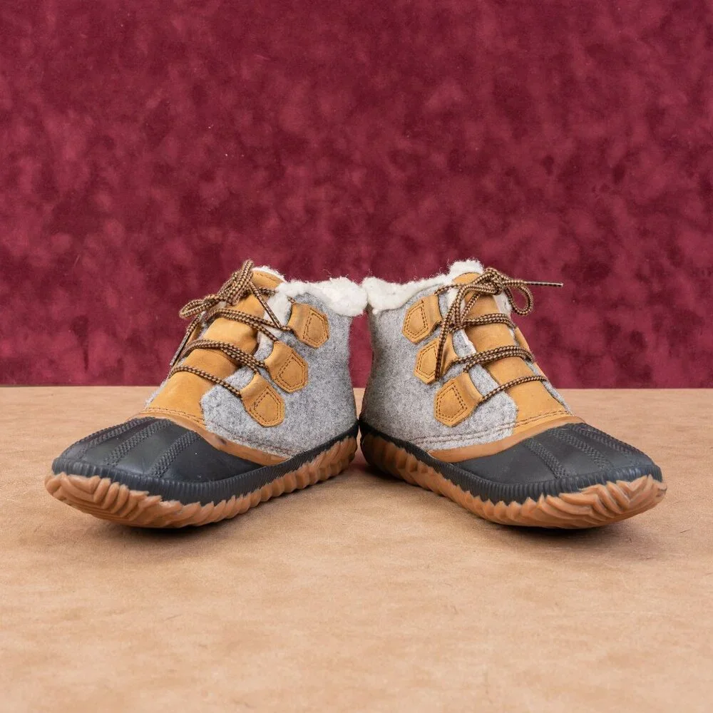 Sorel Women Out N Bout Plus Waterproof Lace-up Faux Fur lined Ankle Boots sz 7 - Picture 3 of 8